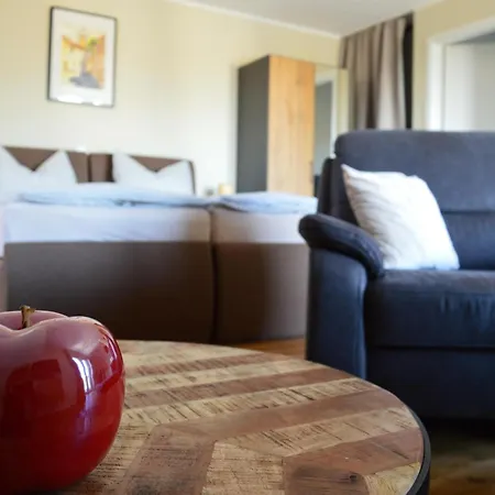 Ferienwohnung Feriendomizil Im Saarschleifenland Mettlach Exterior foto